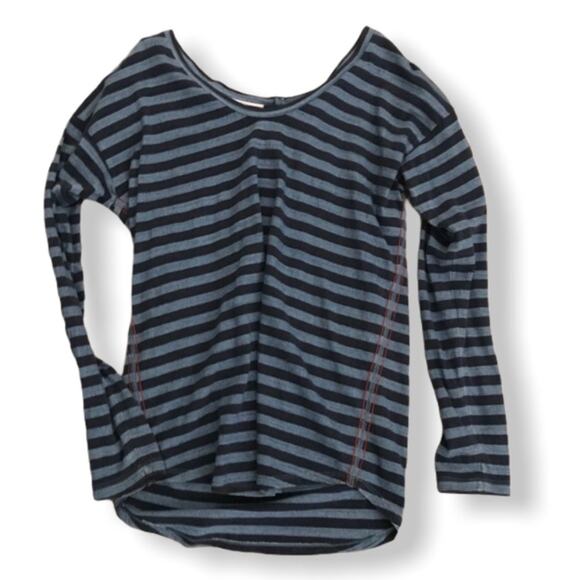 Gap navy & blue striped top with buttons on back m - Picture 1 of 3